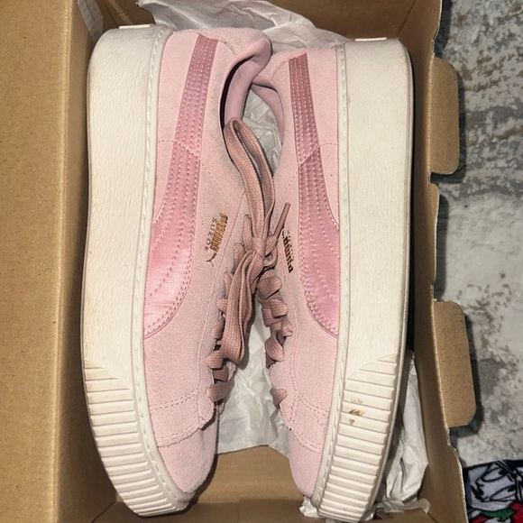 Puma Suede Platform Mono Satin Shoes - Picture 1 of 6